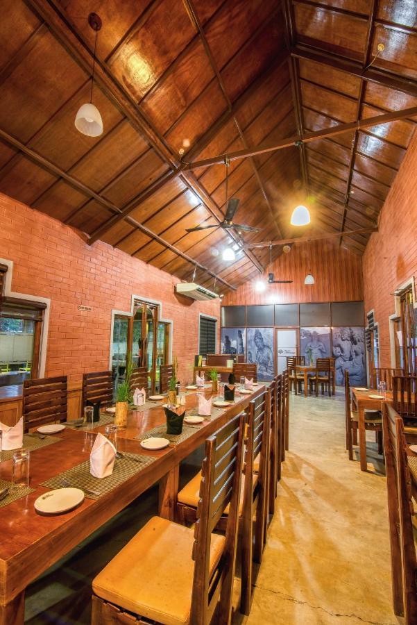 Mahanuge Hotel Polonnaruwa Eksteriør bilde